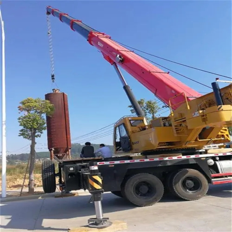 龙泉驿专业吊车租赁多少钱