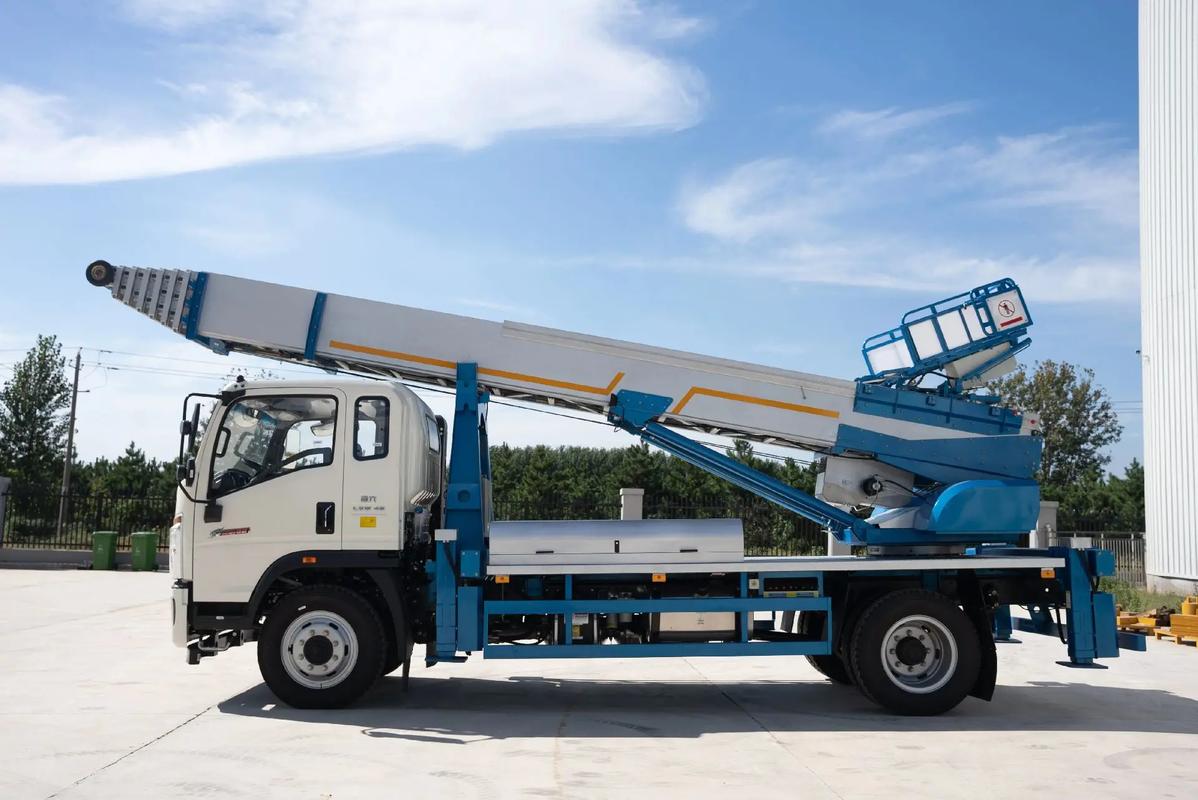 龙泉驿云梯上料车租赁费用