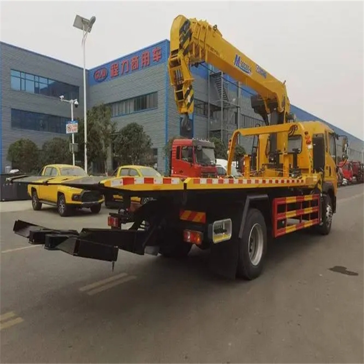 龙泉驿附近小随车吊出租电话，轻松解决搬运烦恼