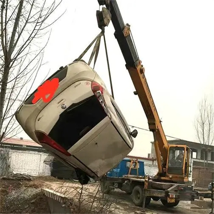 龙泉驿随时待命，吊车24小时道路救援服务全解析