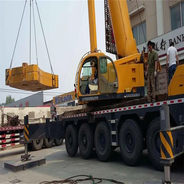 龙泉驿当地吊车出租|机器吊装|75吨|工厂搬迁服务